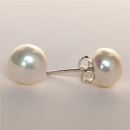 7.5 MM PEARL STUD (WHITE)