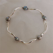 tin cup bracelet (gray, rhodium bar)