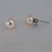 4-5 mm PEARL STUD (WHITE)
