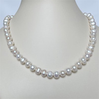 11 mm, 18", White, heart clasp