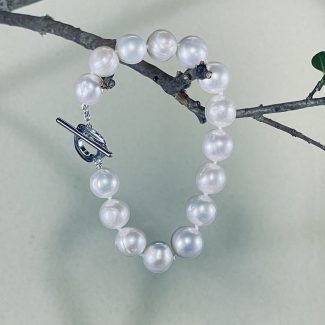 bracelet with clasp (10 mm, white)