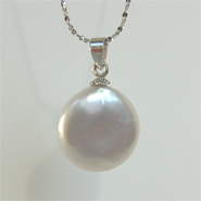 Coin Pearl Pendant (White)