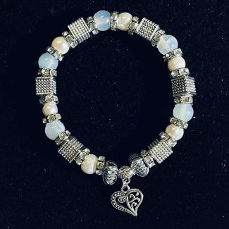 7mm cultured white pearl and faceted ocean blue lace agate and crystal bar stretch bracelet