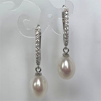 8mm Cultured white pearl stud with sterling silver and cubic zirconia- white